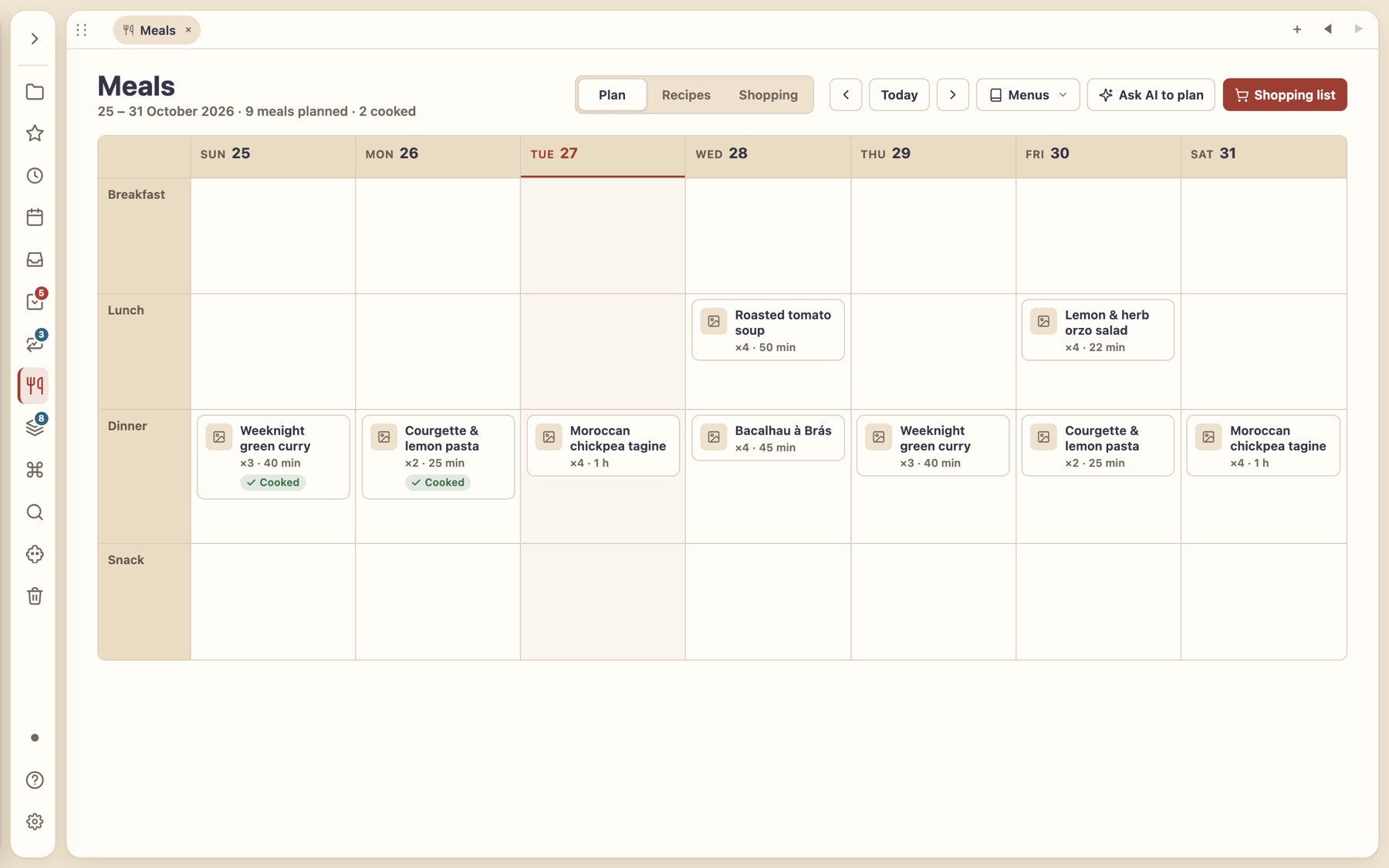A weekly meal planner with recipes in lunch and dinner slots